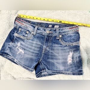 Miss Me size 31 jean shorts in fantastic condition.